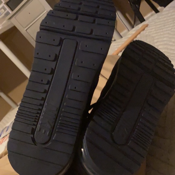 Nike Other - AIR MAX LTD 3 navy blue